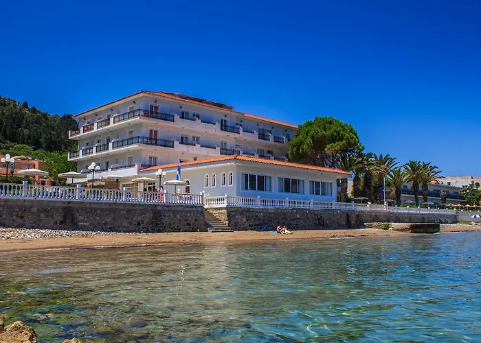 Albergo centrale: Chryssi Akti Hotel